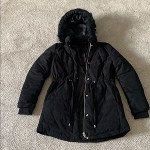 Black puffer coat